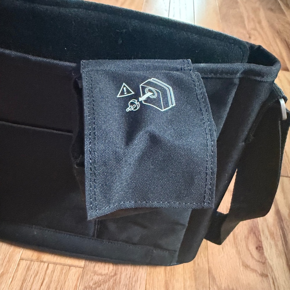 Bose SoundDock Portable Travel Bag Carrying Case Rectangle Shoulder Strap Black‎ - Picture 5 of 10